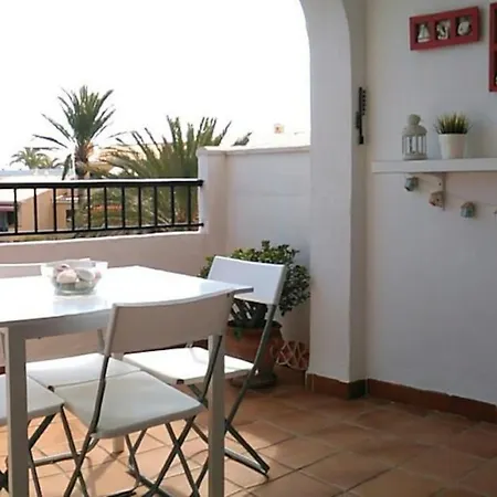 Apartment Primera Linea De Playa. *