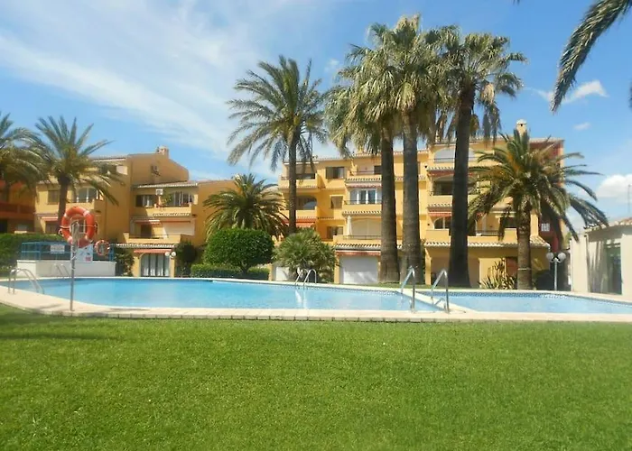 Primera Linea De Playa. Daire Denia