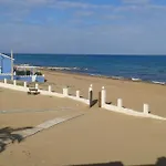 Primera Linea De Playa. Dénia